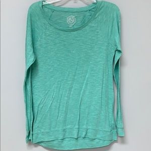 Women’s Green Long-sleeve Shirt